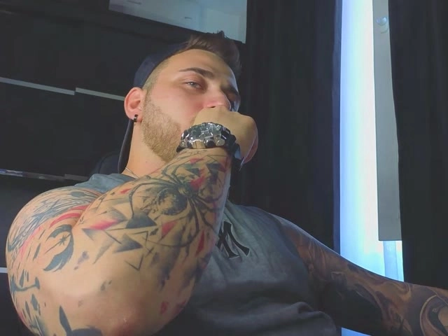 Geile webcamsex met MattFlash1