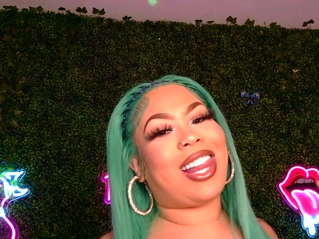 Geile webcamsex met RenaIsThick