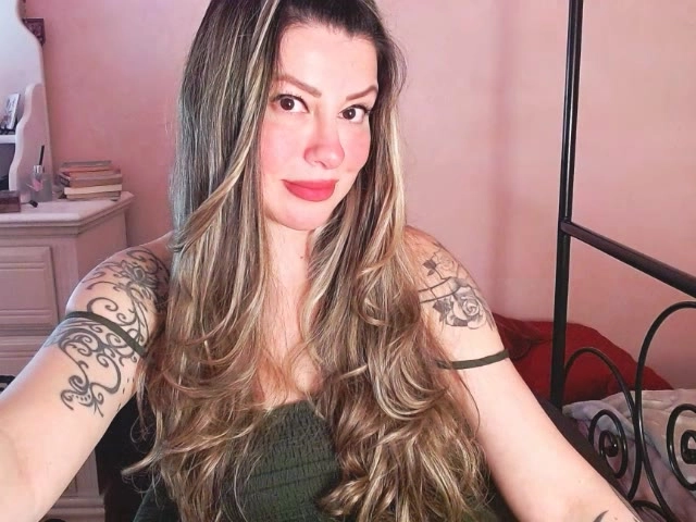 Geile webcamsex met DonnaQueen