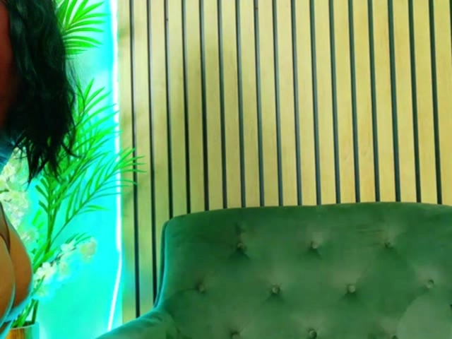 Geile webcamsex met RaisaMoon