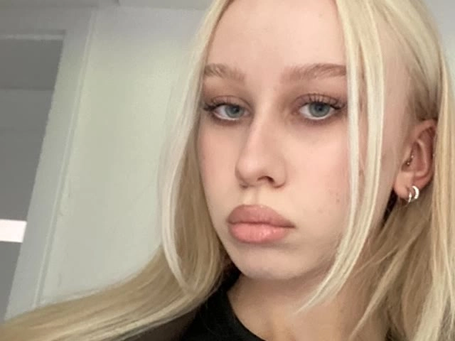 Geile webcamsex met AnyaGlow