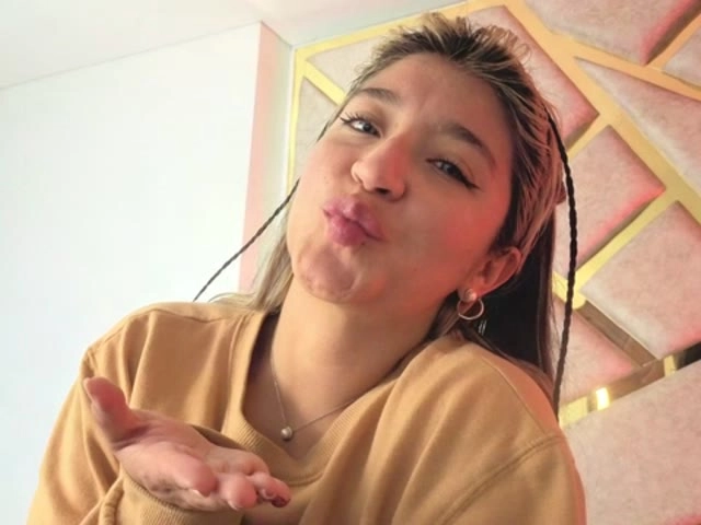 Geile webcamsex met DahianaDmour